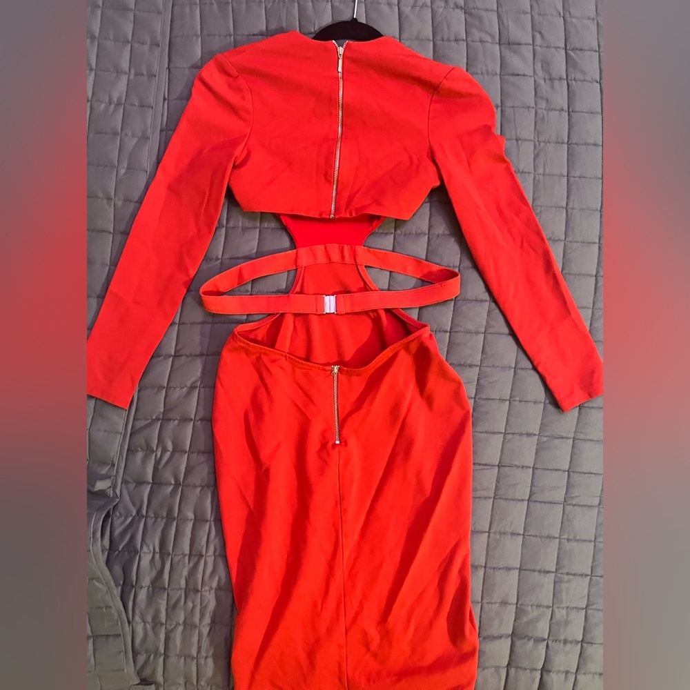 Dress - Picture 3 of 5